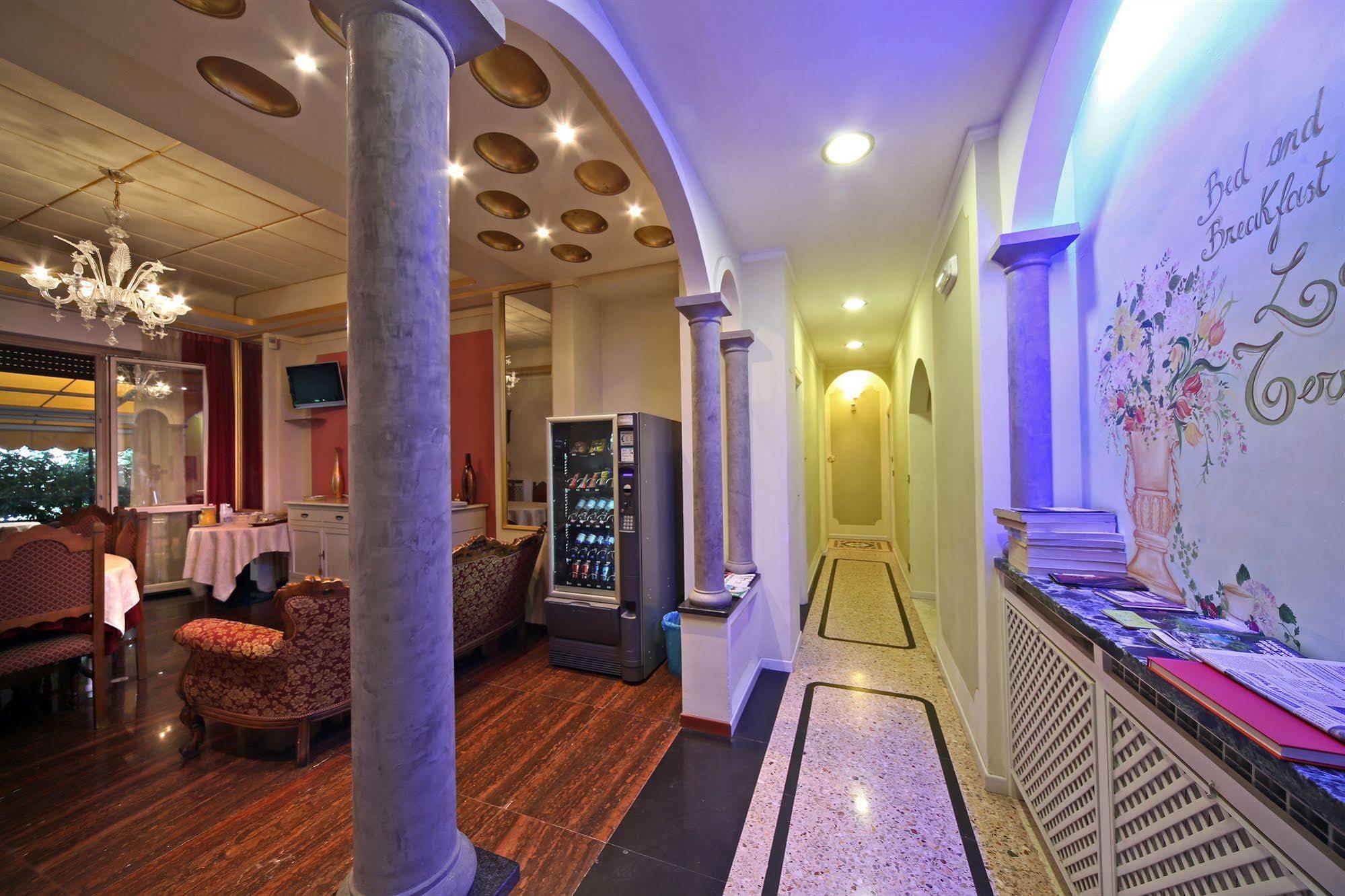 B&B La Terrazza Brescia Bagian luar foto